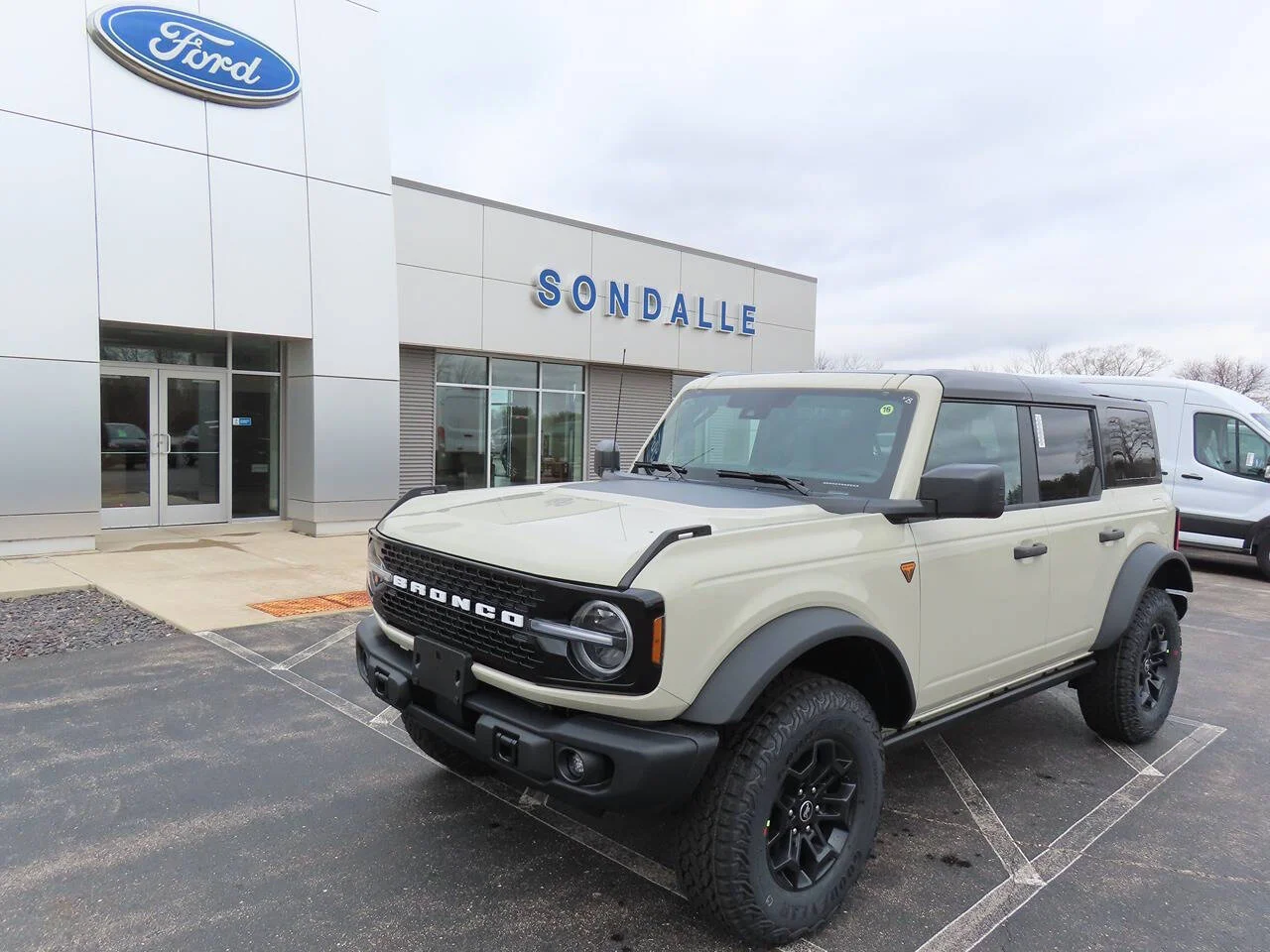 2026 Ford Bronco Badlands 4x4's photo