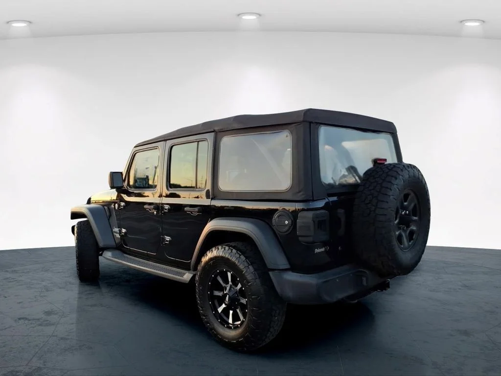 Used 2019 Black Jeep Unlimited Sport image 11