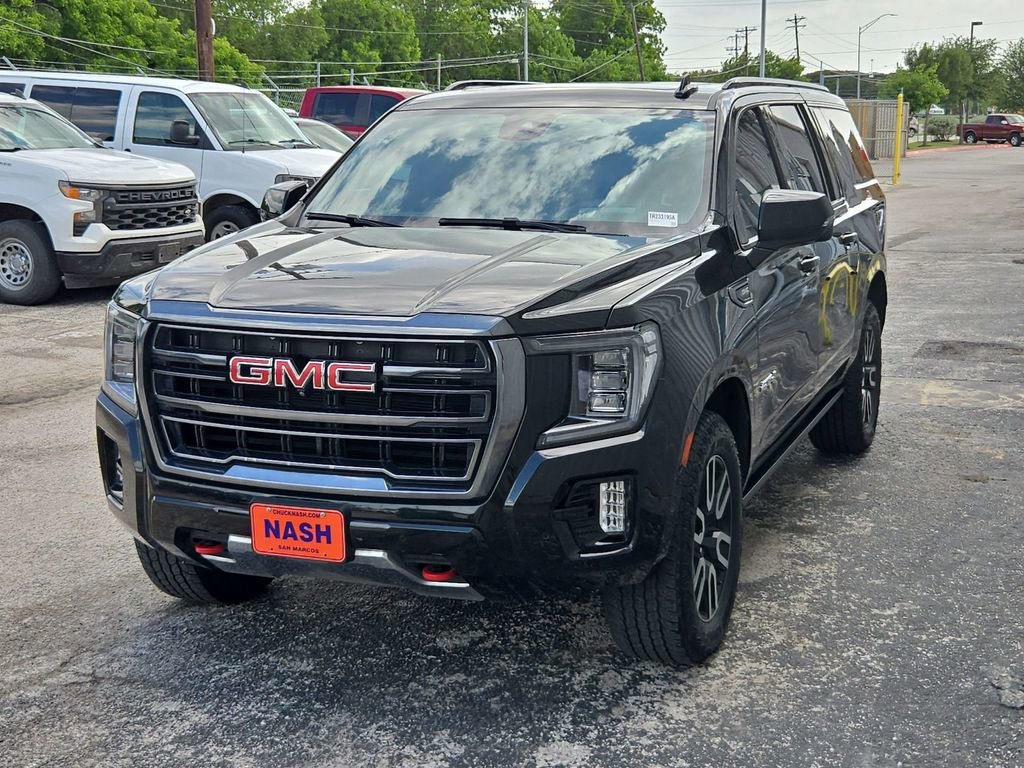 2023 GMC Yukon 4WD AT4's photo