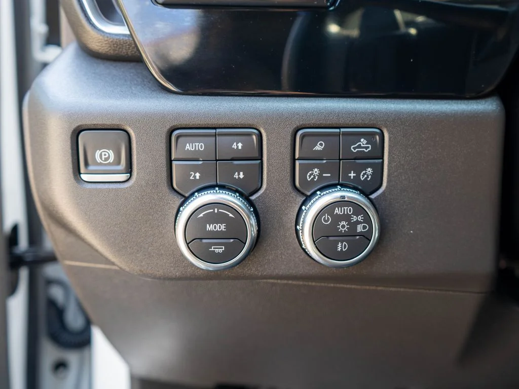 2024 GMC Sierra 1500 SLT - Photo 20