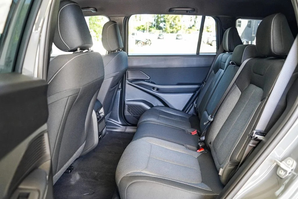 New 2026 Sting-Gray Clearcoat Jeep Laredo image 18