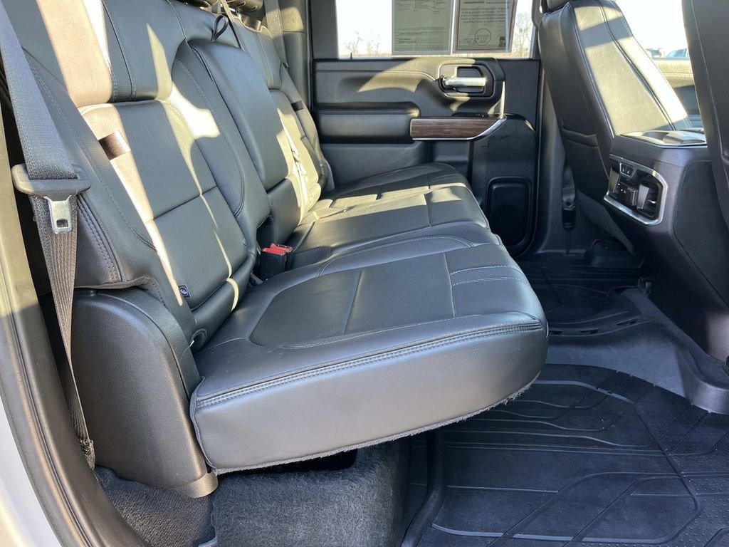 Used 2021 SILVER ICE METALLIC Chevrolet High Country image 27