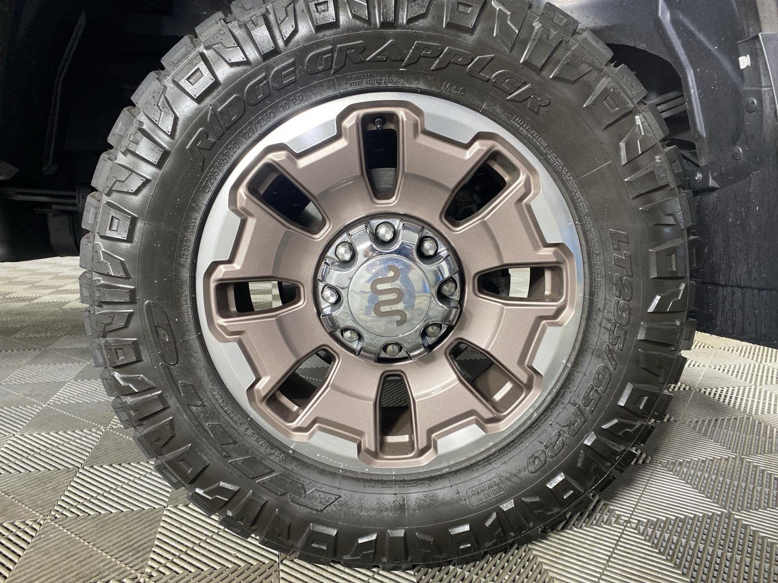 Used 2024 Antimatter Blue/Darkened Bronze Ford King Ranch image 12