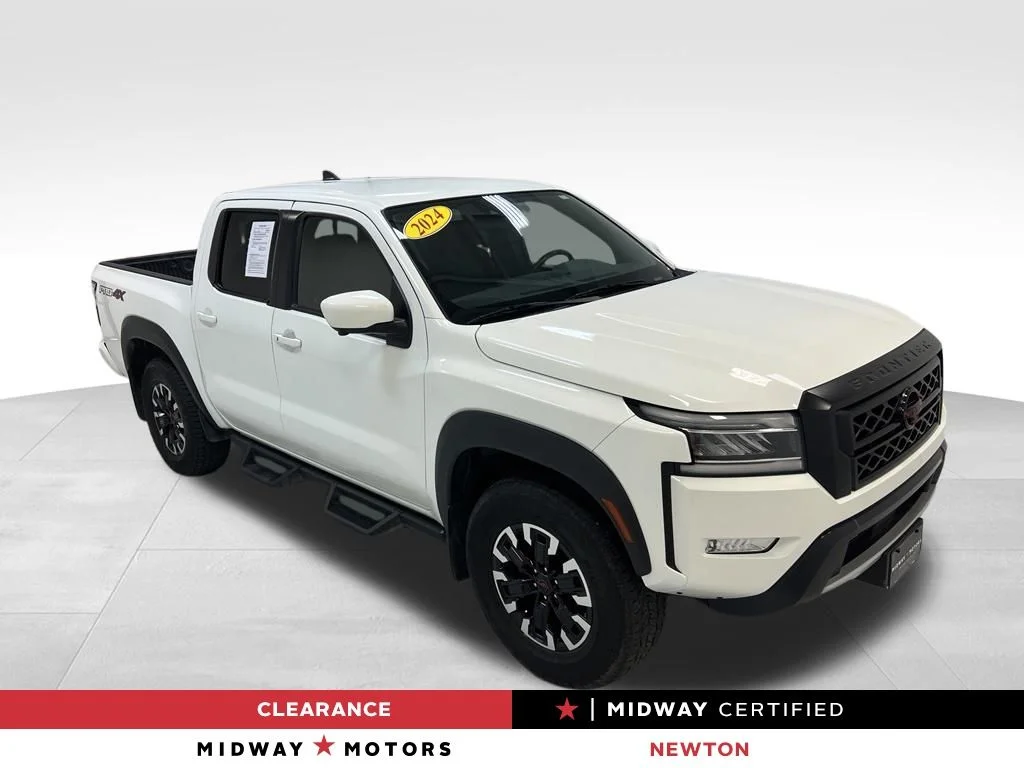 Used 2024 White Nissan PRO-4X image 1