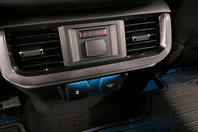 2025 Ford F-150 Platinum - Photo 32