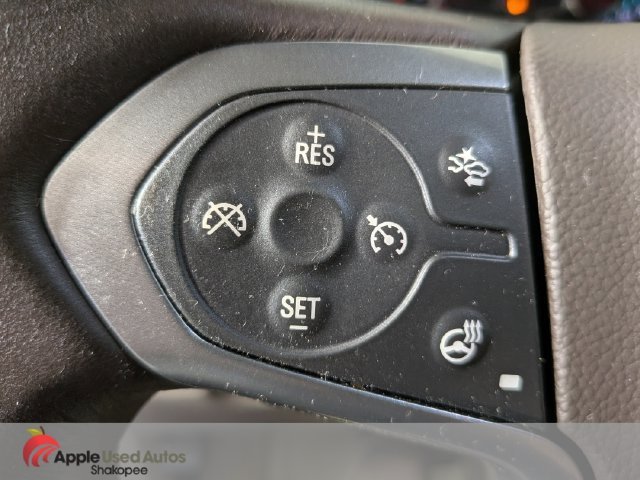 Used 2015 White Chevrolet LTZ image 31