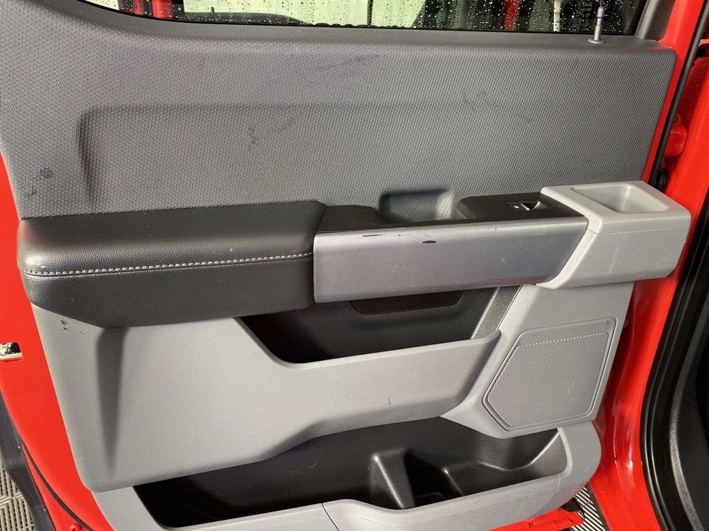 Used 2021 Red Ford XLT image 24