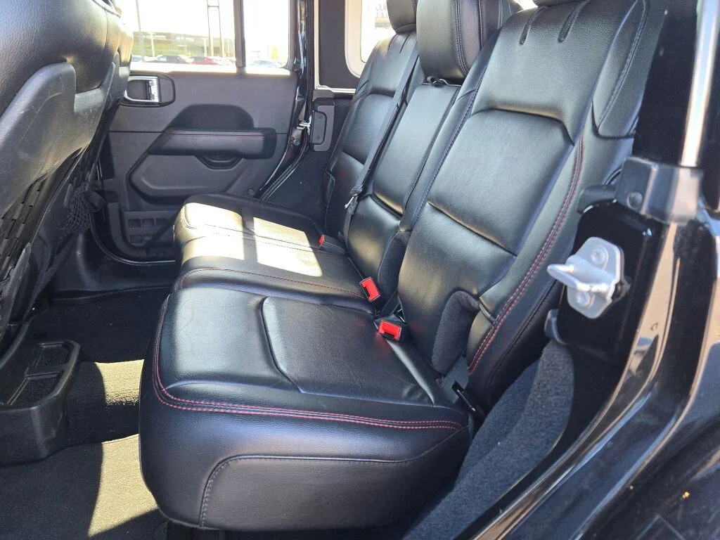 Used 2020 Black Jeep Unlimited Rubicon image 19