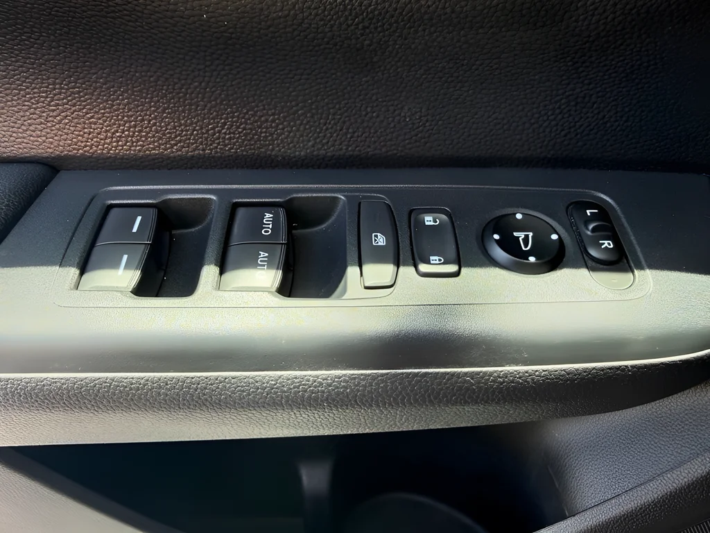 2024 Honda CR-V Sport - Photo 25