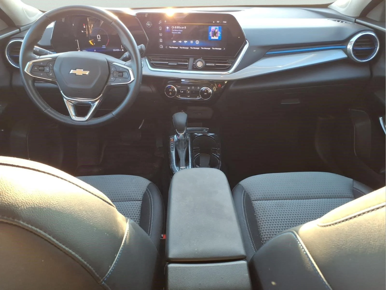 Used 2025 Sterling Gray Metallic Chevrolet LT image 13