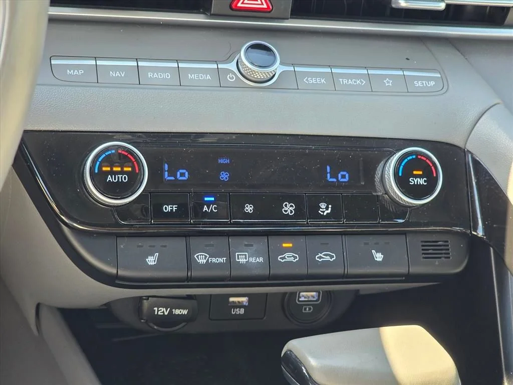 Used 2023 Blue Hyundai SEL image 18