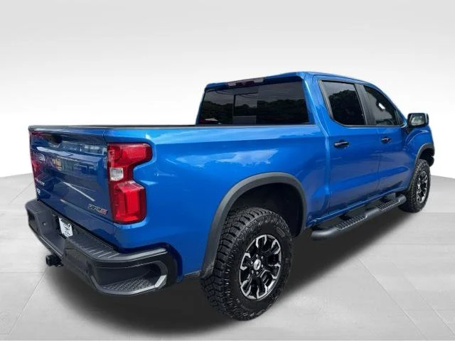 Used 2022 Blue Chevrolet ZR2 image 8