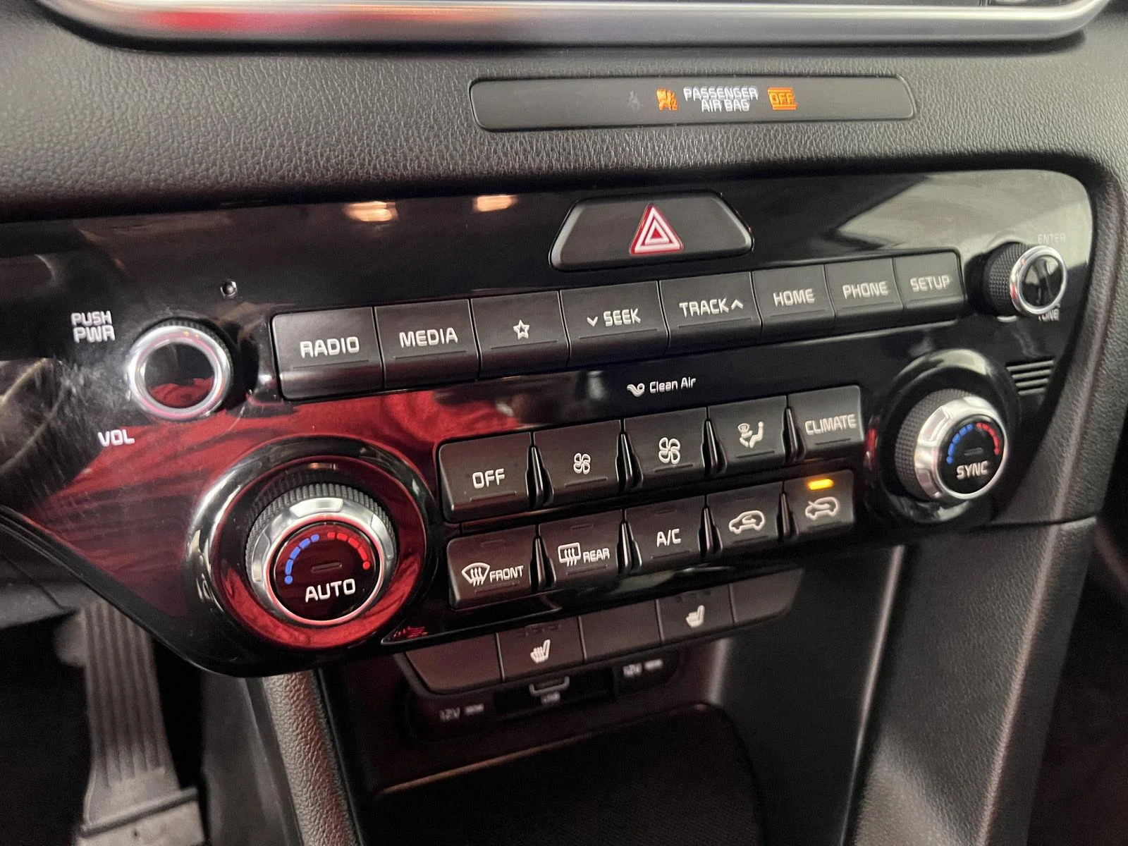 Used 2021 Snow White Pearl Kia EX image 19