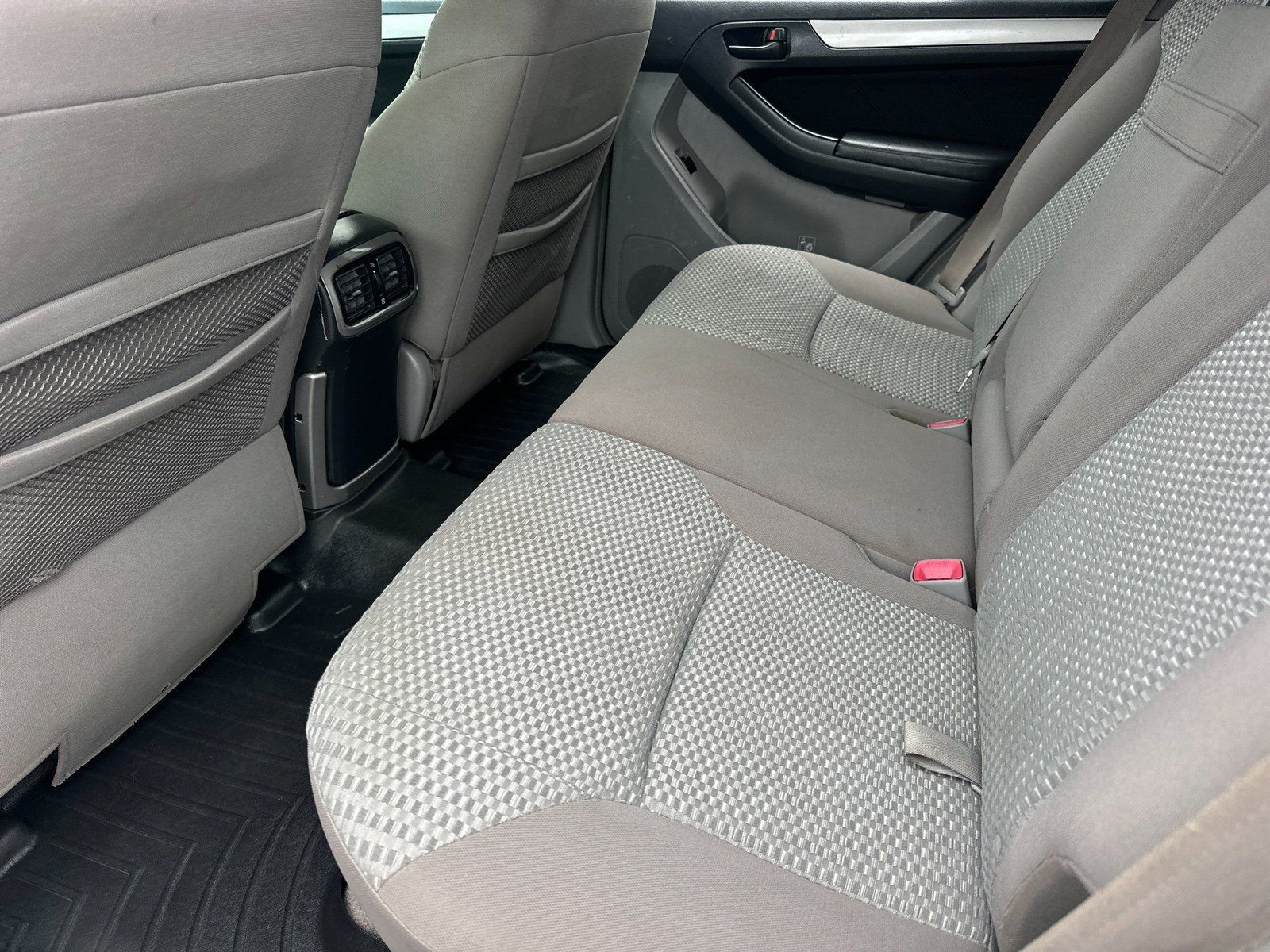 Used 2006 Titanium Metallic Toyota SR5 image 11