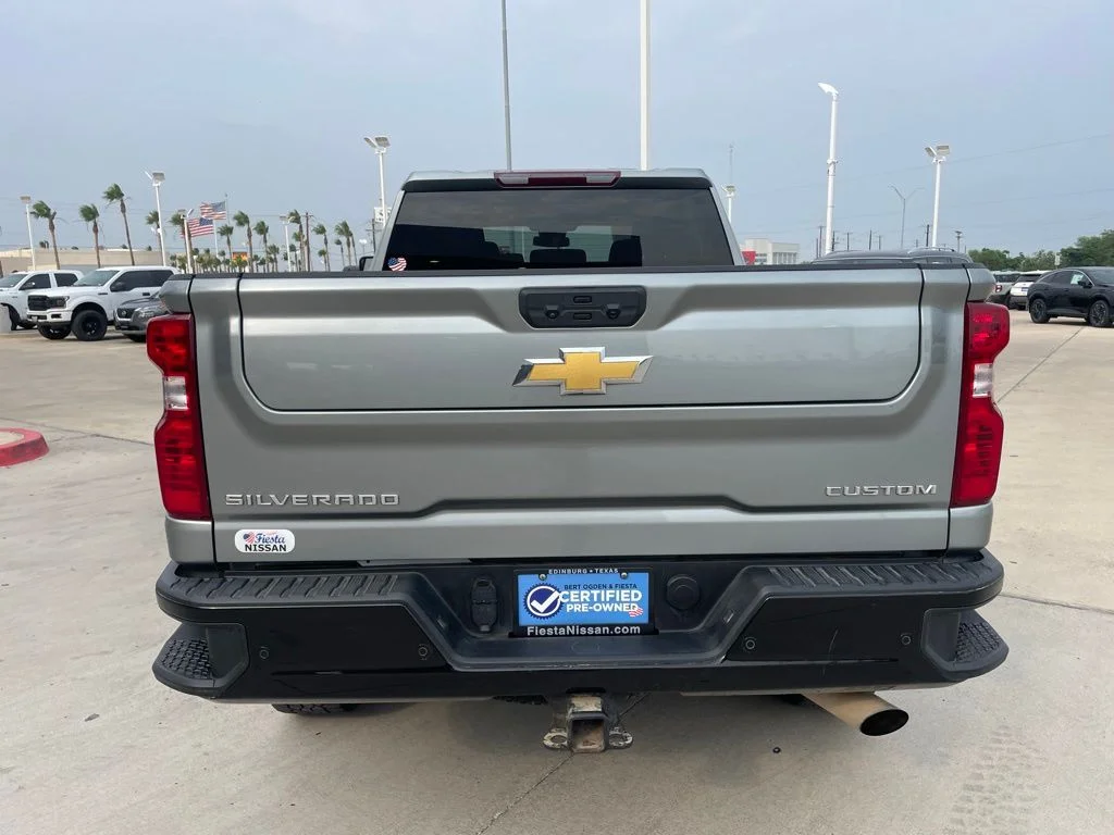Used 2024 Gray Chevrolet Custom image 4