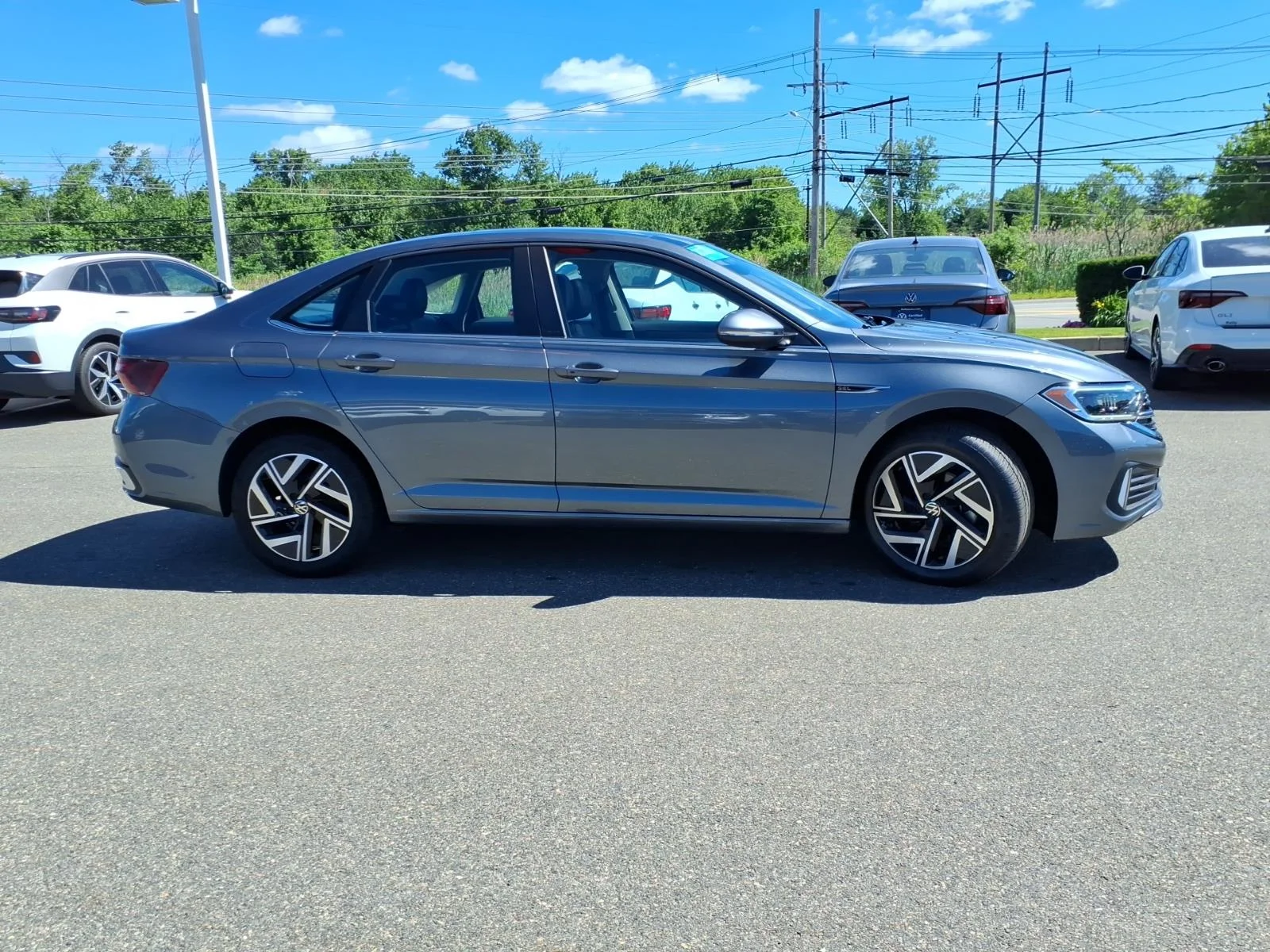 Certified Used 2023 Platinum Gray Metallic Volkswagen SEL image 4