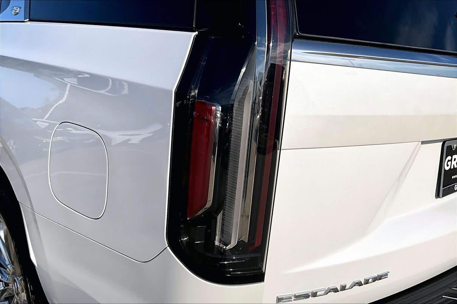 Used 2023 Crystal White Tricoat Cadillac RWD Premium Luxury image 29