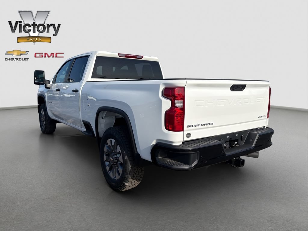 2026 Chevrolet Silverado 2500 HD Custom - Photo 4