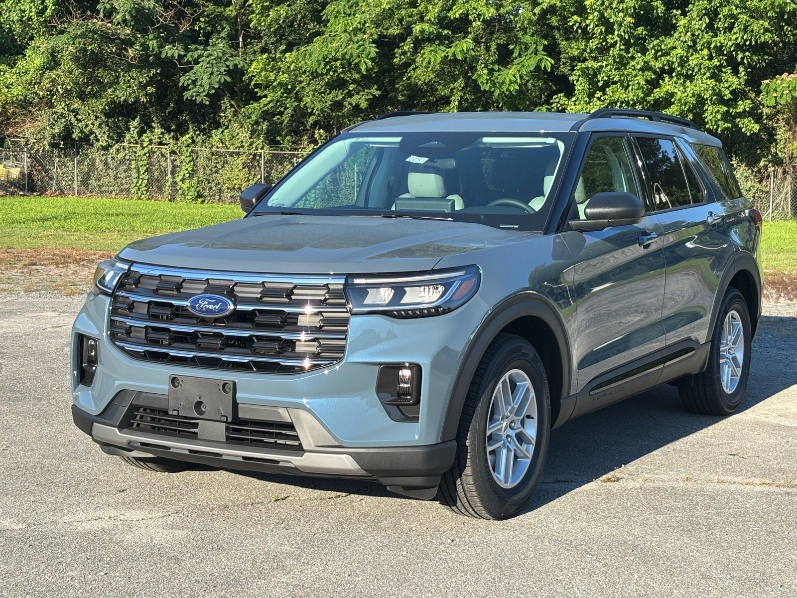 New 2026 Vapor Blue Metallic Ford Active image 2