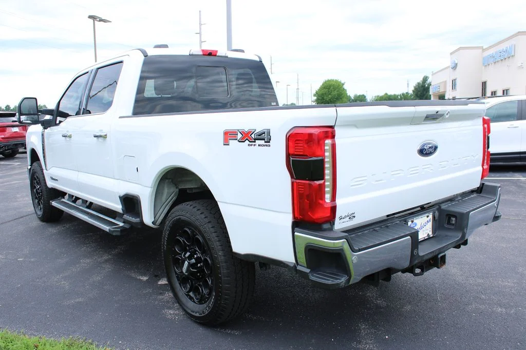 Used 2024 Oxford White Ford Lariat image 13
