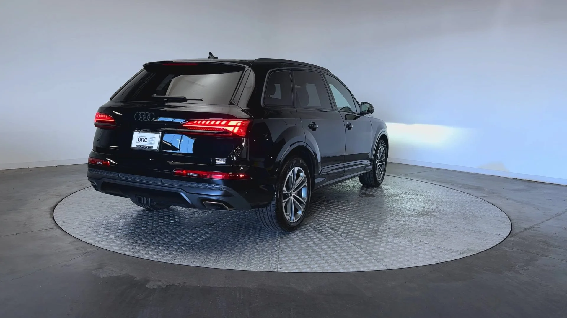 Used 2025 Mythos Black Metallic Audi Premium Plus image 8