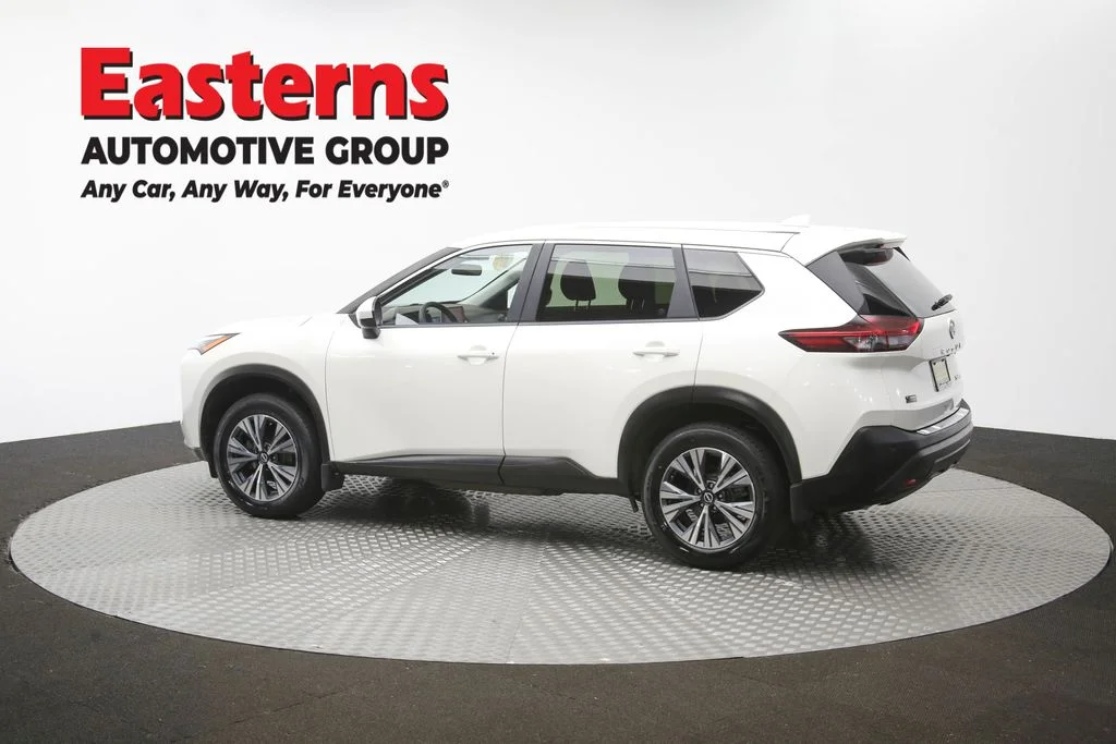 Used 2023 White Nissan SV image 60