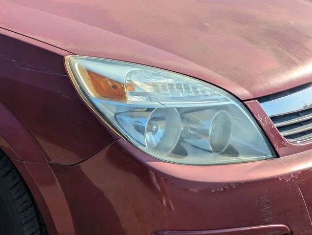 Used 2009 Red Saturn XE image 7