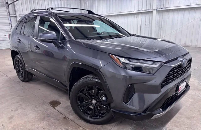 2023 Toyota RAV4 Hybrid SE