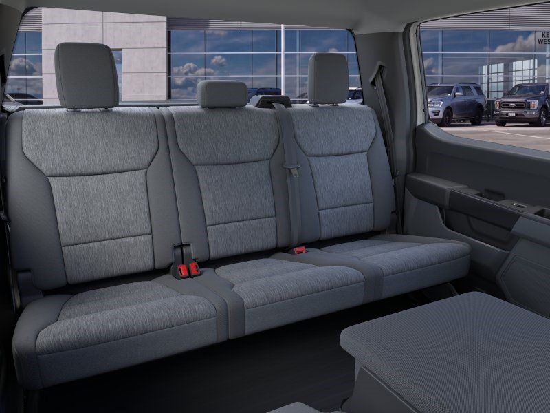 New 2026 Oxford White Ford XL image 12