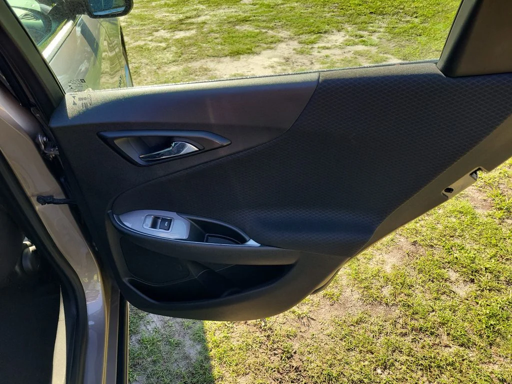 Used 2024 Mineral Gray Metallic Chevrolet LT image 33