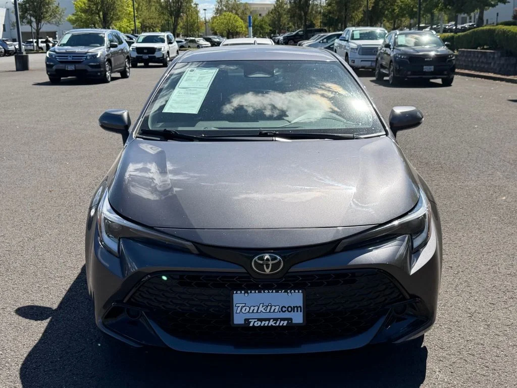 Used 2023 Magnetic Gray Metallic Toyota SE image 3