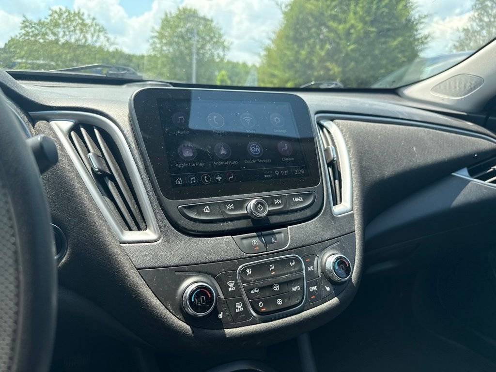 Used 2022 Gray Chevrolet LT image 12