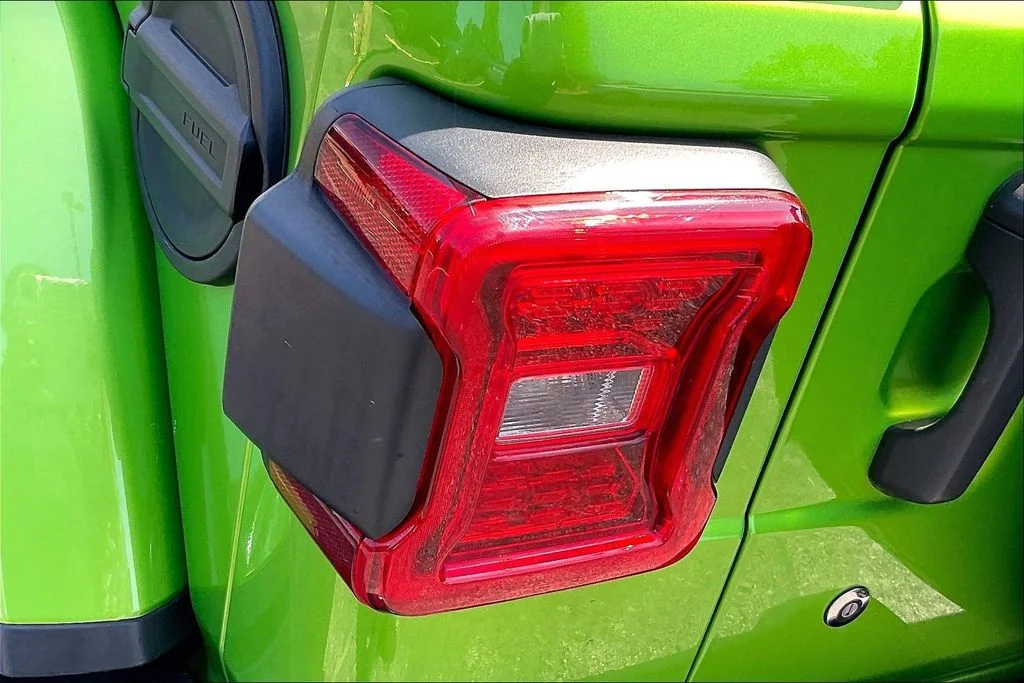 Used 2019 Green Jeep Unlimited Rubicon image 33