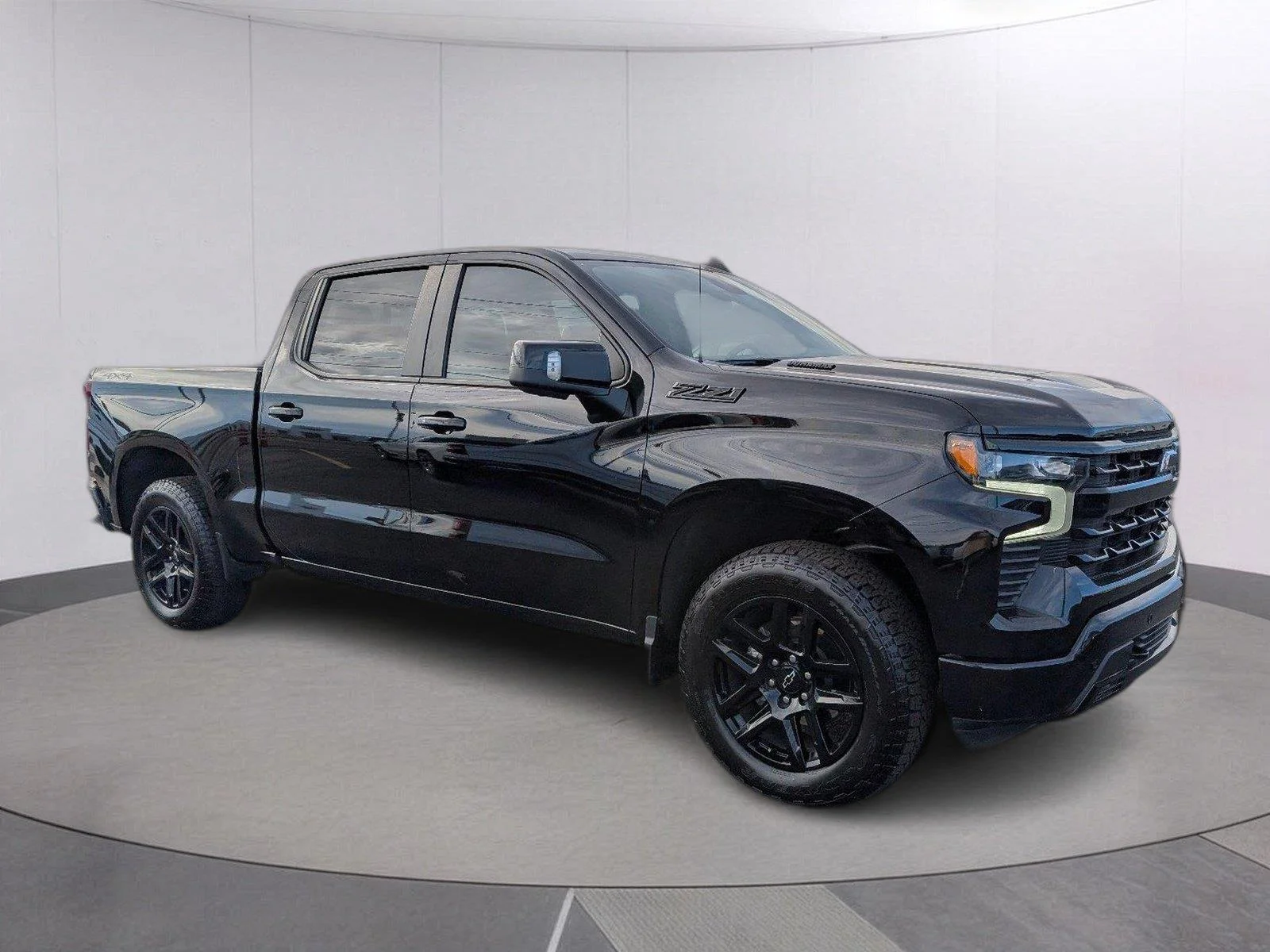 Used 2025 Black Chevrolet RST image 9