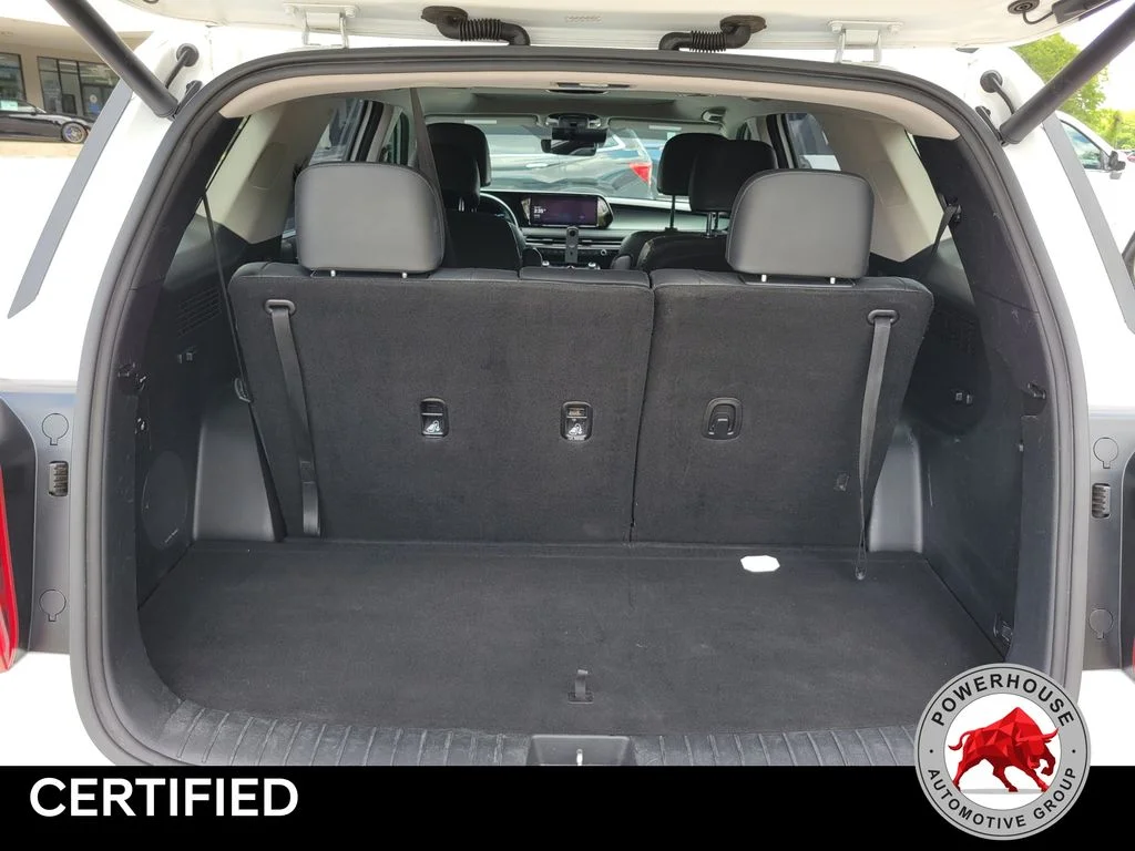 Used 2023 White Hyundai SEL image 13