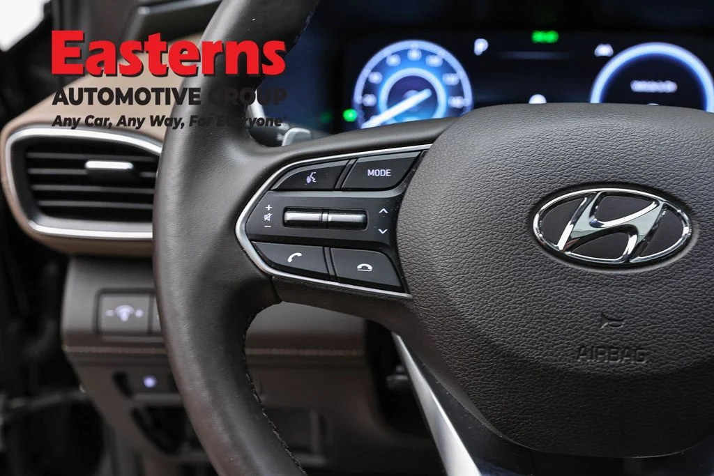 Used 2023 Black Hyundai Limited image 15