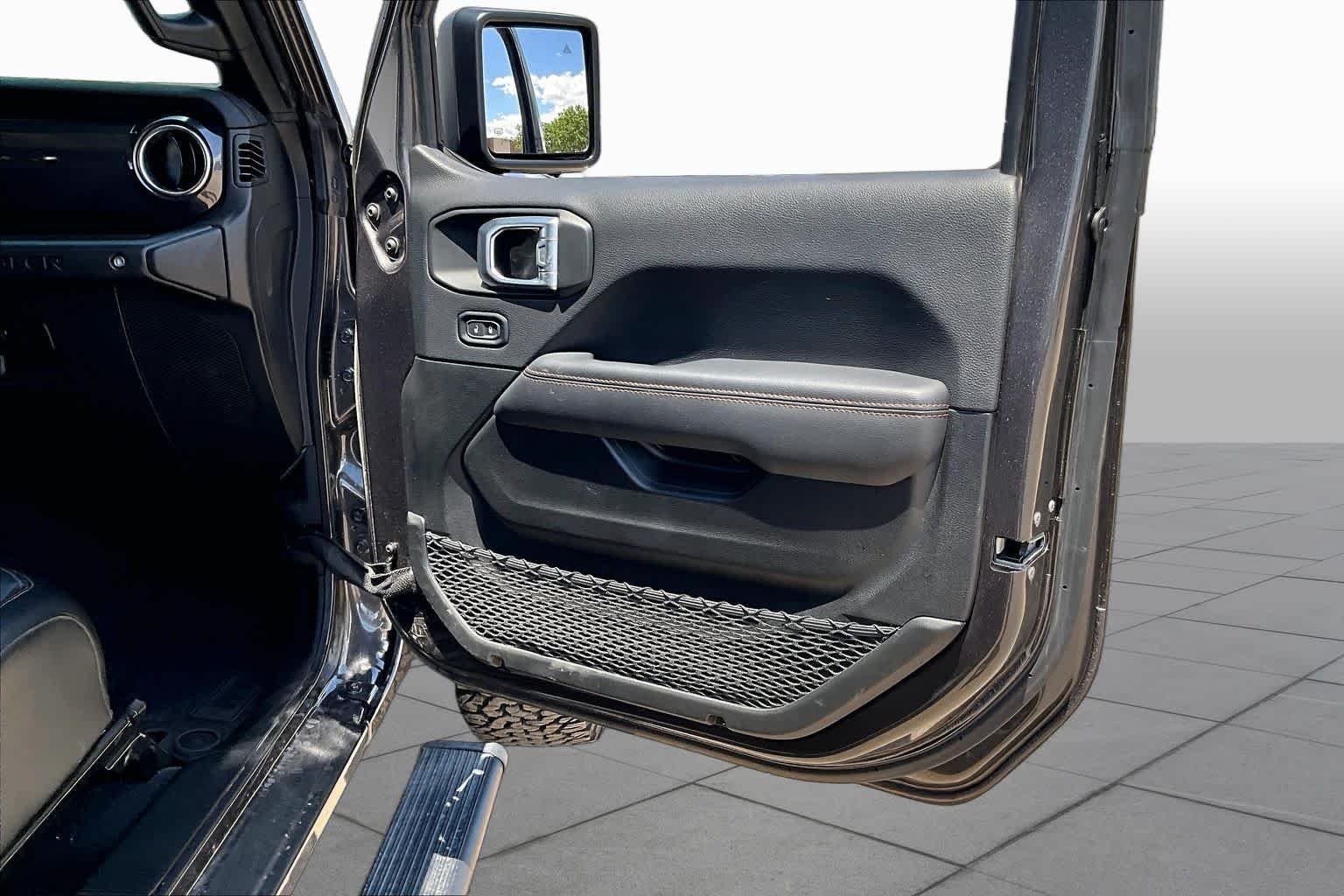 Used 2022 Granite Crystal Metallic Clearcoat Jeep Unlimited Rubicon 392 image 20