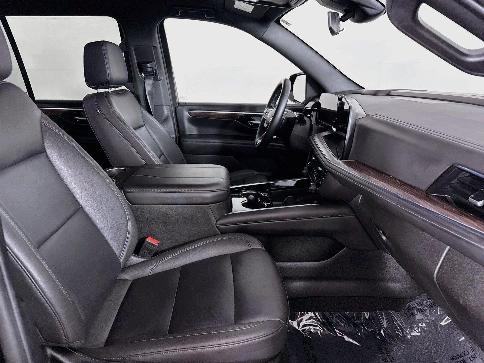 Used 2025 Black Chevrolet LT image 44