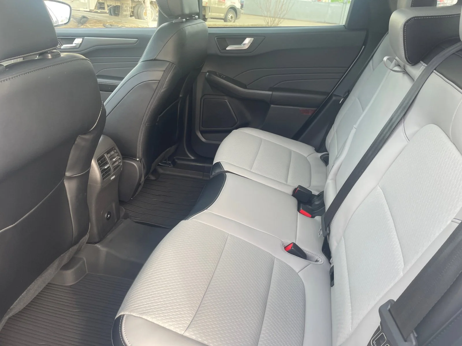 New 2025 Star White Metallic Tri-Coat Ford PHEV image 19