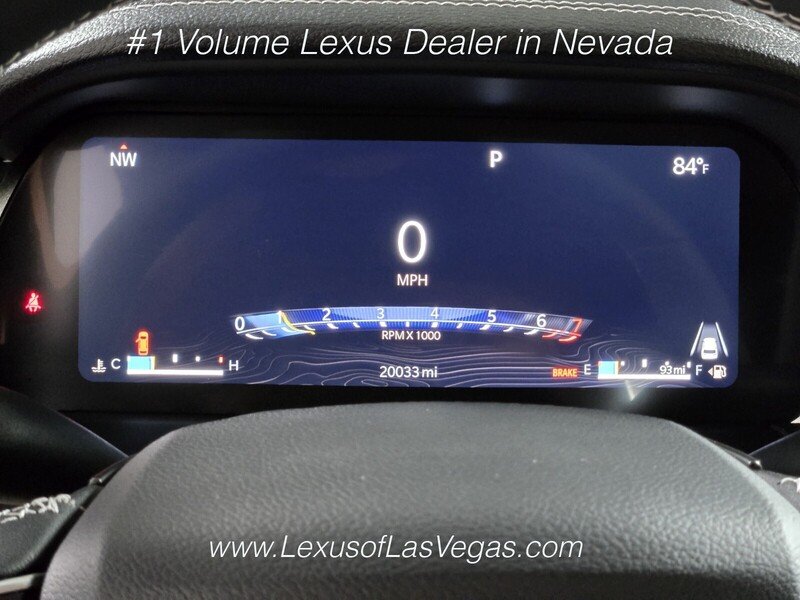 Used 2024 Bright White Clearcoat Jeep Limited image 33