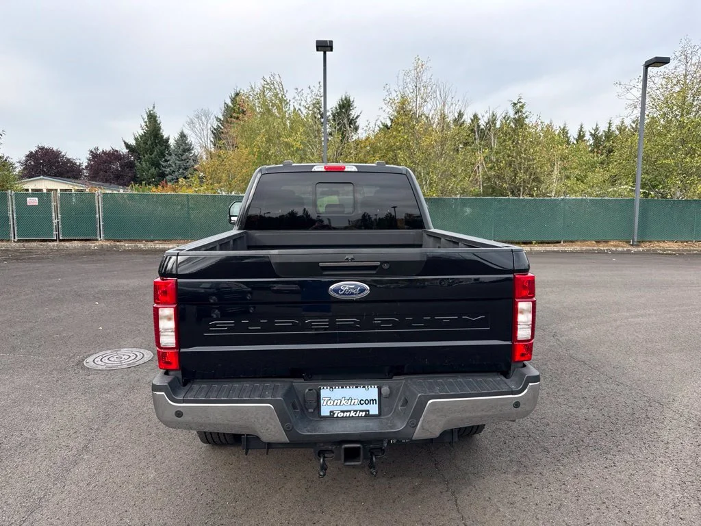 Used 2020 Black Metallic Ford Lariat image 6