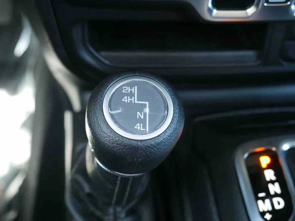 2025 Jeep Wrangler 4-Door Sport S - Photo 35