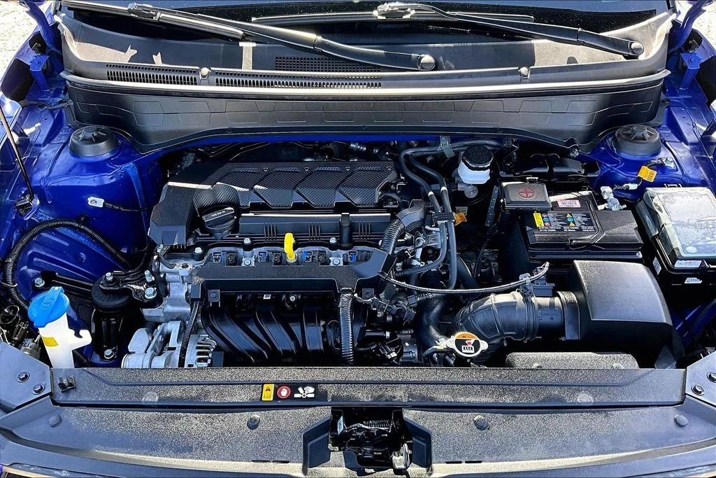Used 2024 Intense Blue Hyundai SE image 10