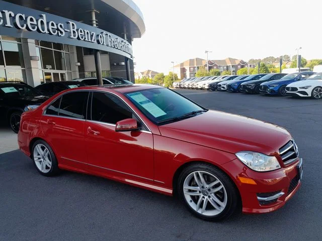 2014 Mercedes-Benz C-Class's photo