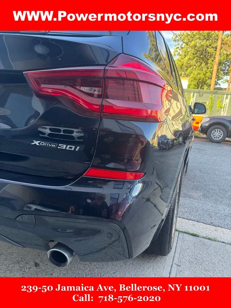 Used 2019 Black BMW xDrive30i image 12