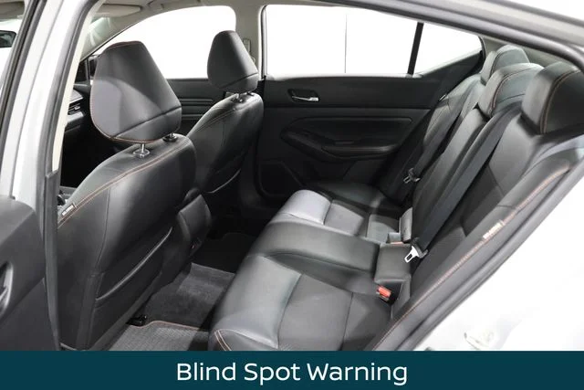 2020 Nissan Altima SR - Photo 11