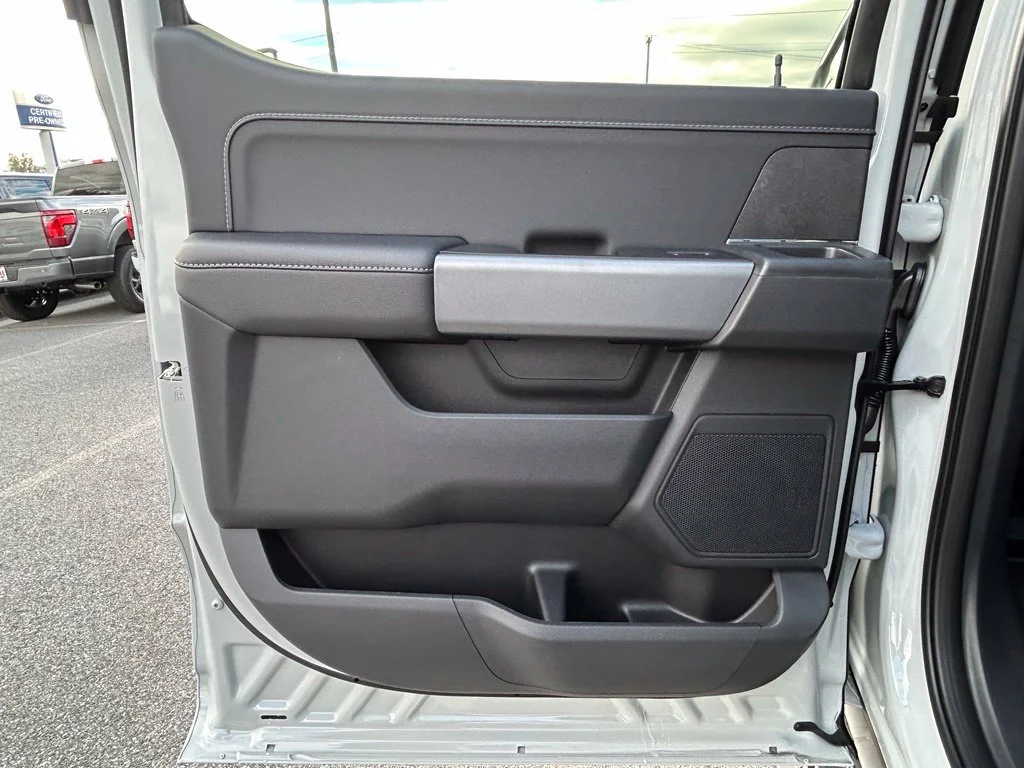 New 2026 Avalanche Ford XLT image 25