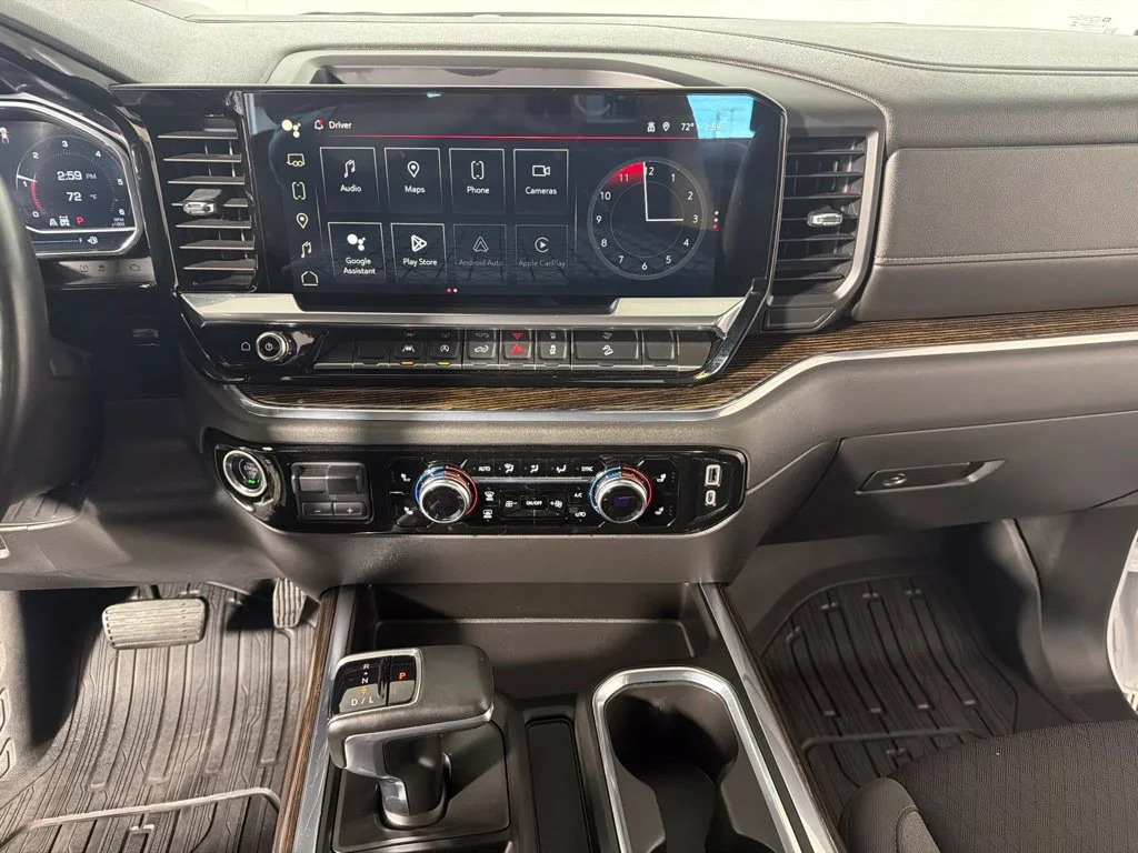 Used 2023 Summit White GMC Elevation image 16