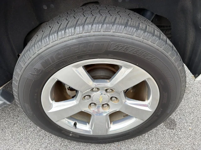 Used 2020 SUMMIT WHITE Chevrolet LT image 20