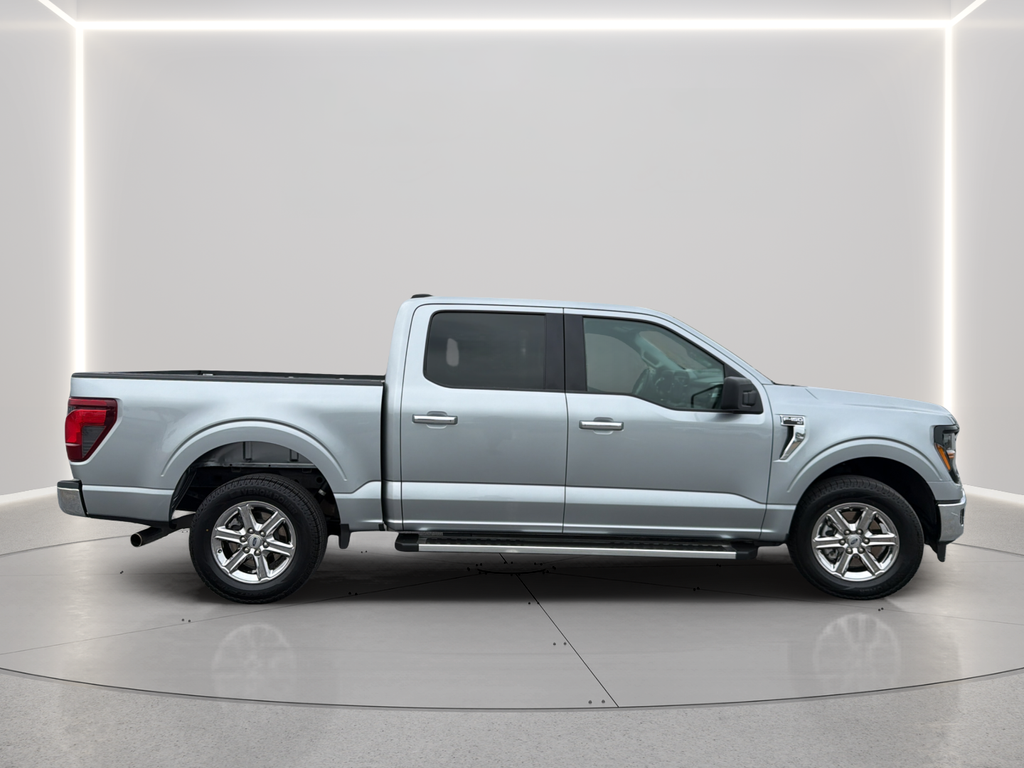 Used 2025 Silver Ford XLT image 16